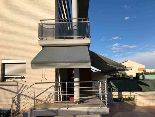 Toldos Antón TOLDOS AUTOMATICOS EN VIVIENDA UNIFAMILIAR