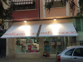 Toldos Antón FARMACIA